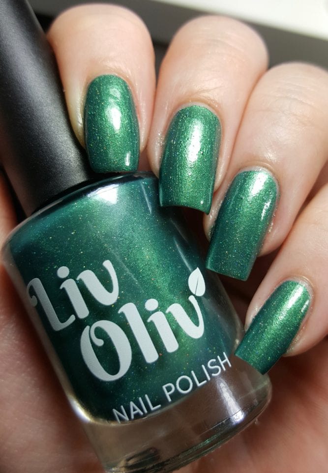 Enchanted Evergreen bottle swatch