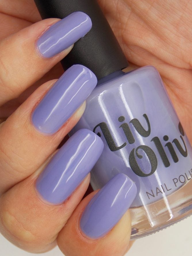 Lillian Bottle swatch