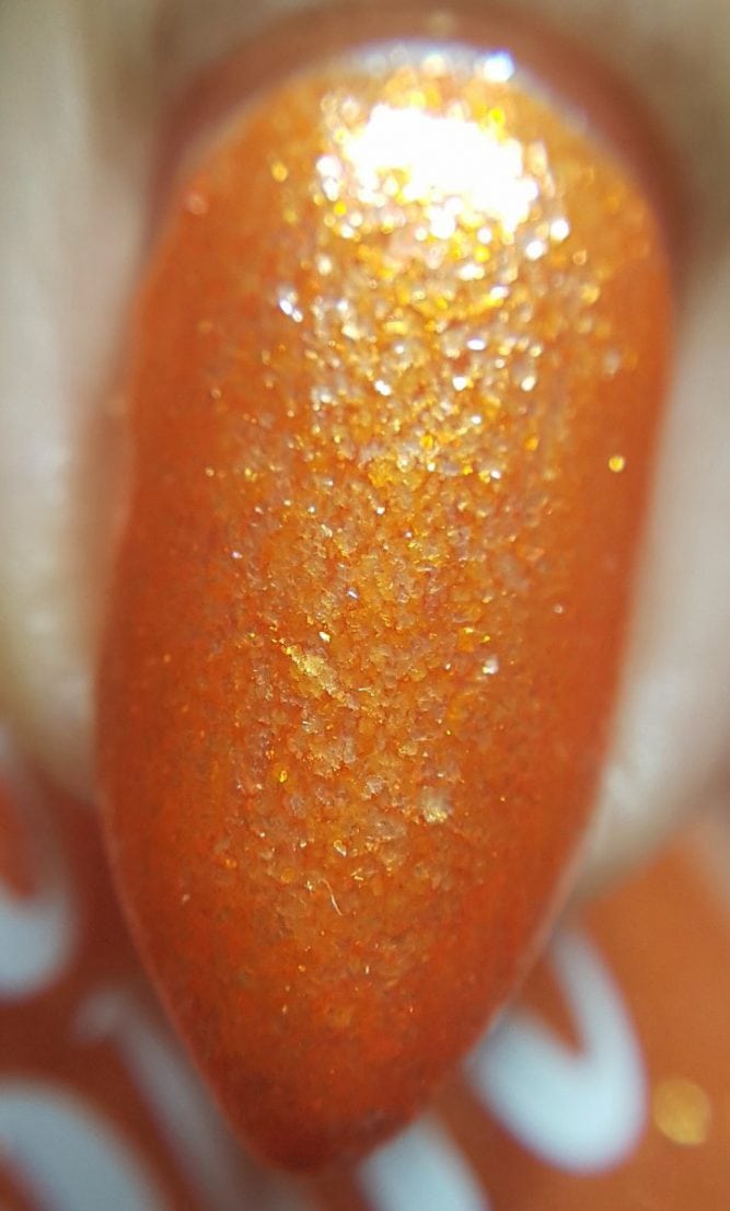 Tangerine-Queen-Nail-Macro