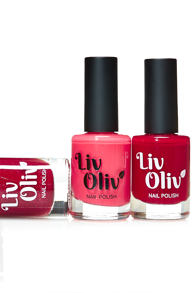 Livoliv cruelty free nail polish red