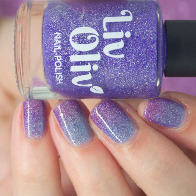 purple to blue thermal cruelty free nail polish transition nails