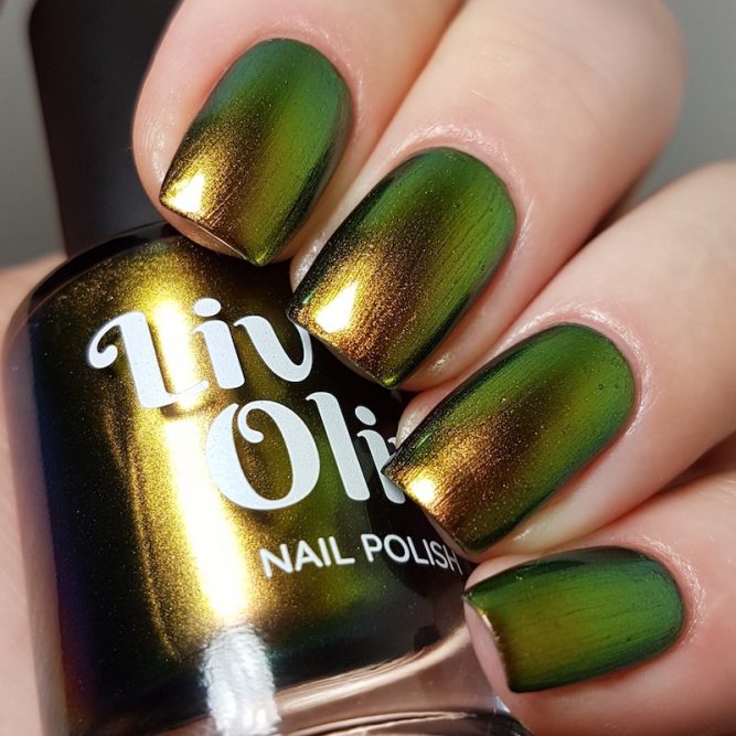 LivOliv Cruelty Free Nail Polish ultra chrome gold