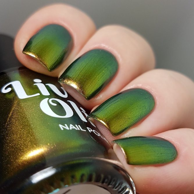 LivOliv Cruelty Free Nail Polish ultra chrome gold