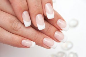 Livoliv easy nail art French manicure design